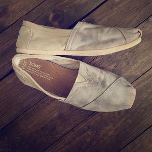 Toms canvas tie dye shoes